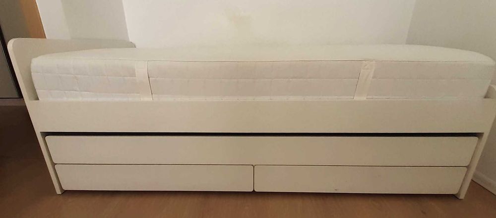 Pat dublu cu saltele IKEA
