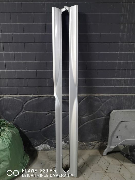 Продам пороги на Делику