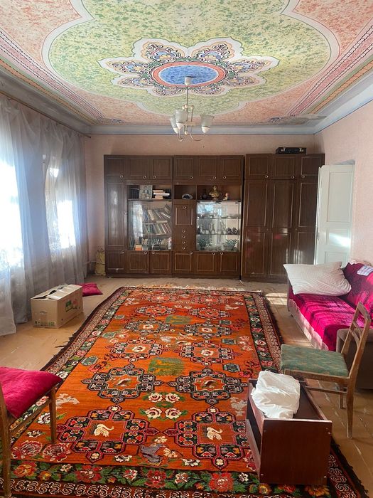 Үй сатылады, 8 сот.
