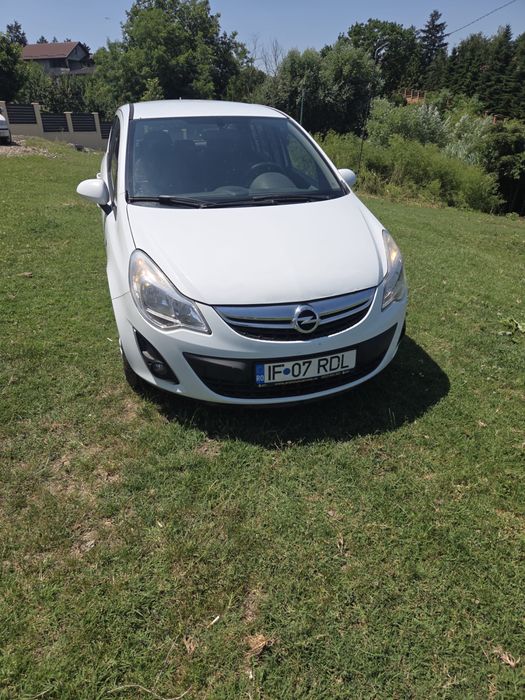 Opel corsa d .an fab 2012 .1 4 benzina.
