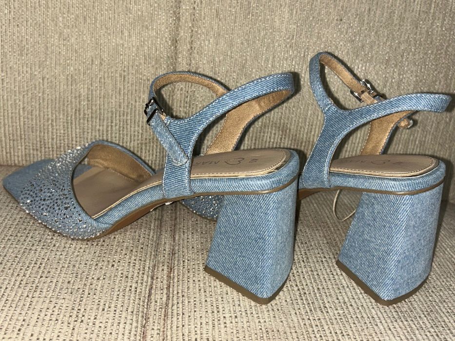 Сандалети на ток 9см. Номер 40