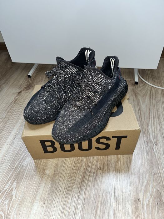 yeezy 350 black reflective