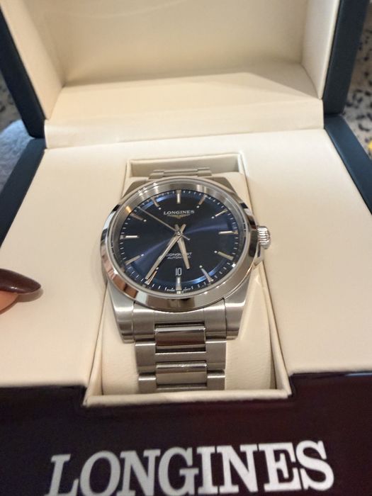 Часовник Longines Conquest 41 mm