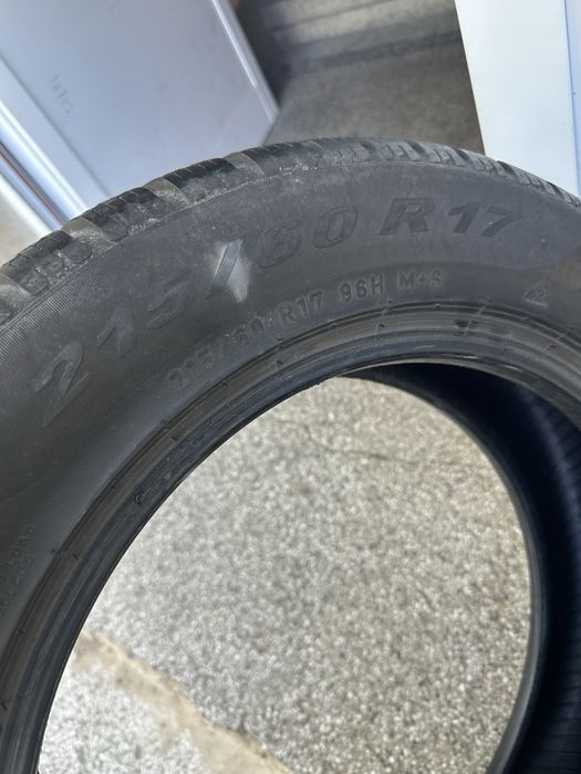 215 60 17 2 броя добро състояние без дефекти