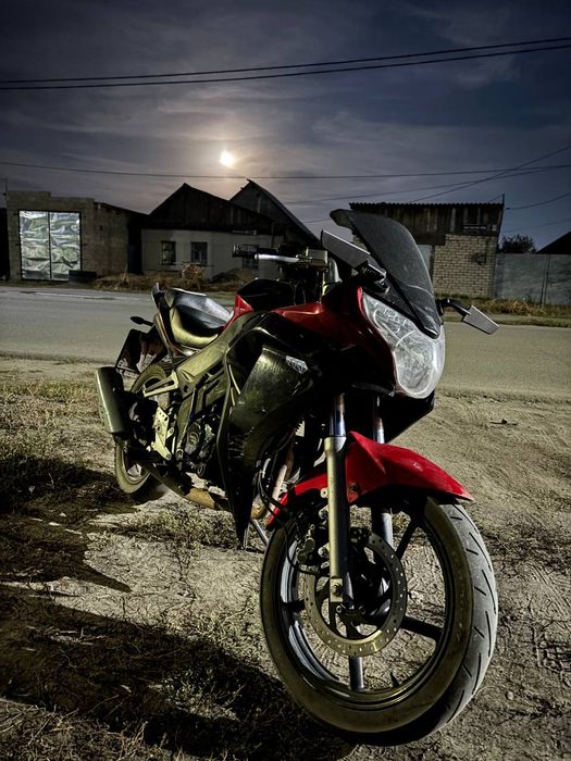 Продам мото Рейсер скайвей