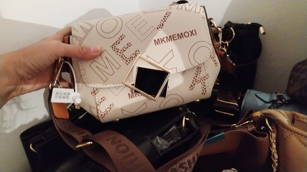 Модные сумки 4000