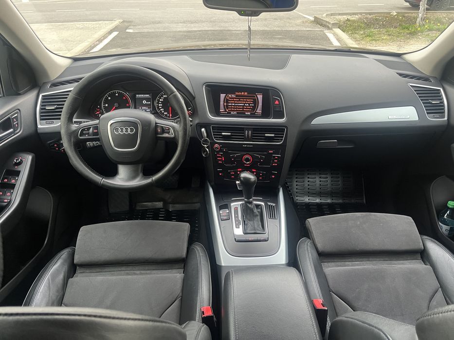 Audi Q5  quattro  an 2011 motor 2.0 diesel EUR 5 automat