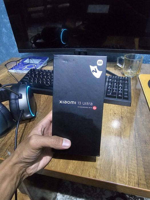 Xiaomi 13 Ultra 16+6 / 512 GB