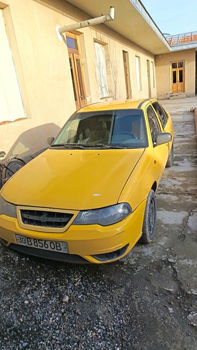 Nexia 2 gibrit srochni sotiladi