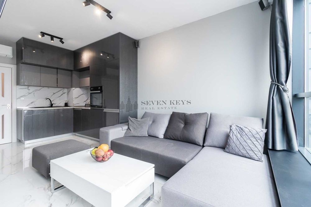 Дава се под наем Двустаен апартамент в Варна, Бриз - 55 кв.м за 800 € - Снимка #4