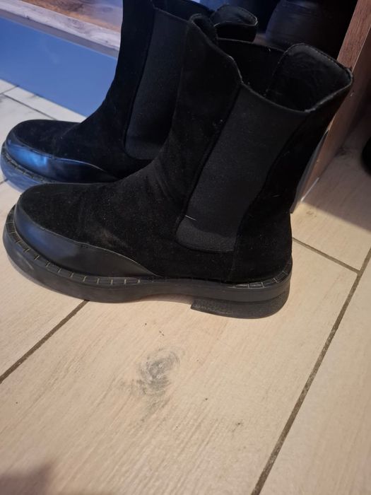 Продам обувь по 7000 размер 37