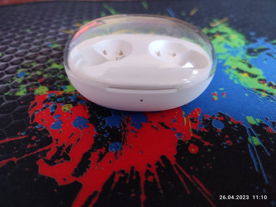 Кейс от Realme Buds Q2s