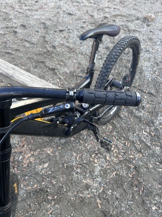 YT Tues CF Pro 2018 Carbon downhill