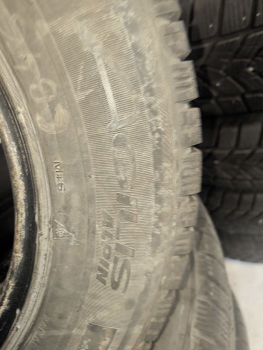 Зимни бусови гуми 2020 година 235/65/16C Mishelin