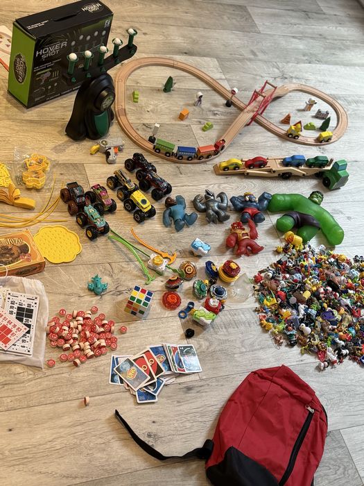 Игрушки для мальчика пакетом за все 20000