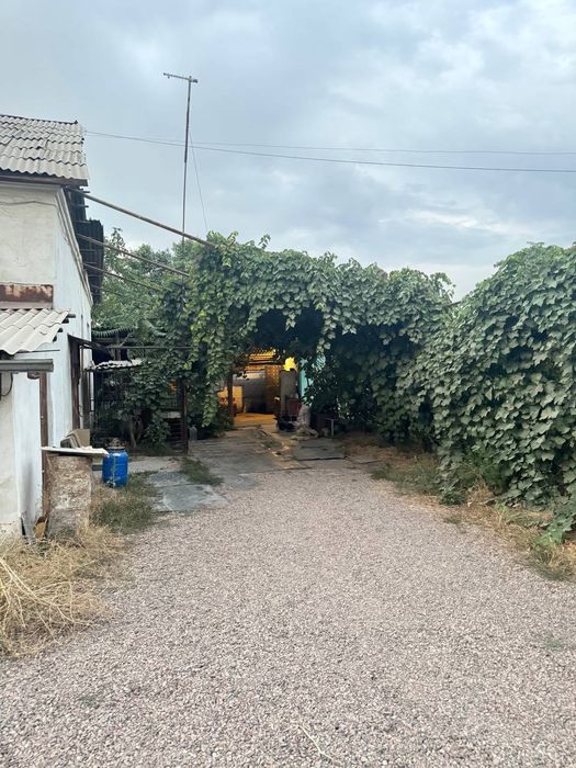 Продается земельный участок в Алмалыке