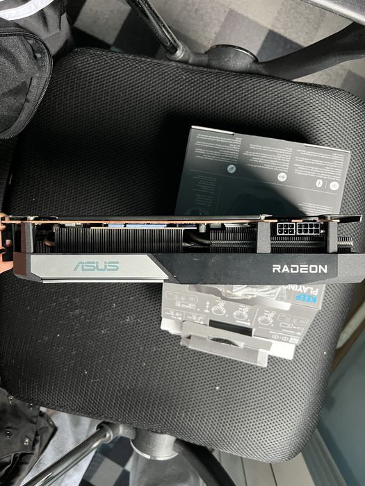 Radeon rx 6700 xt 12 GB