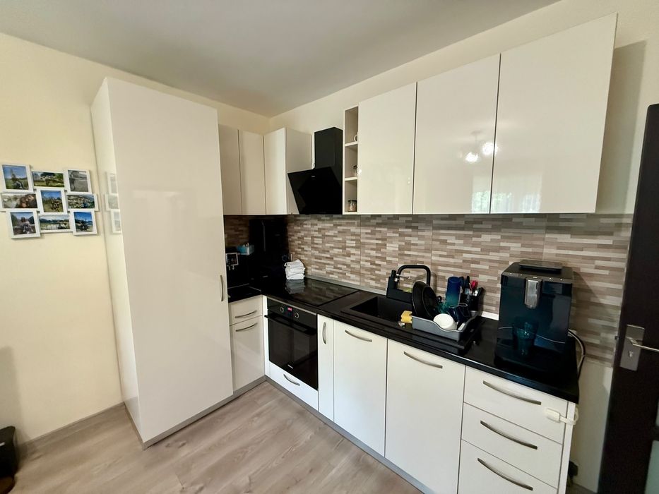 Apartament utilat si mobilat complet. 2 camere modificat la 3 camere