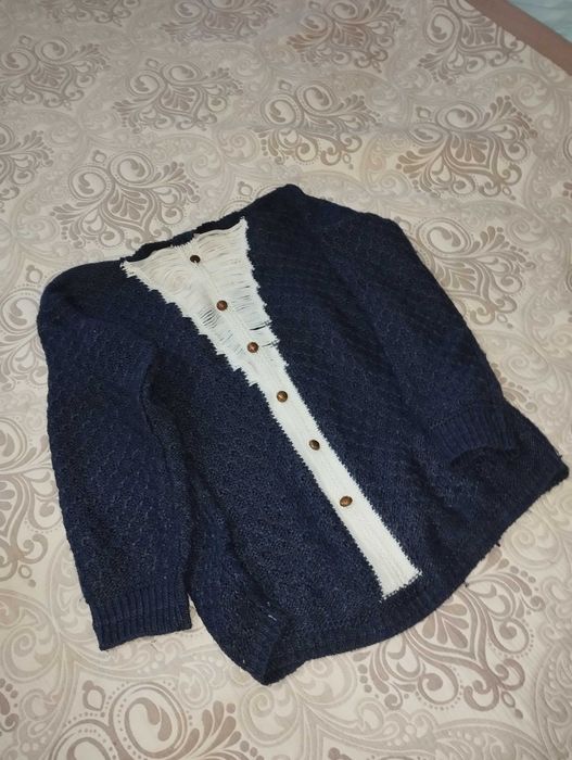 Свитера для девушек