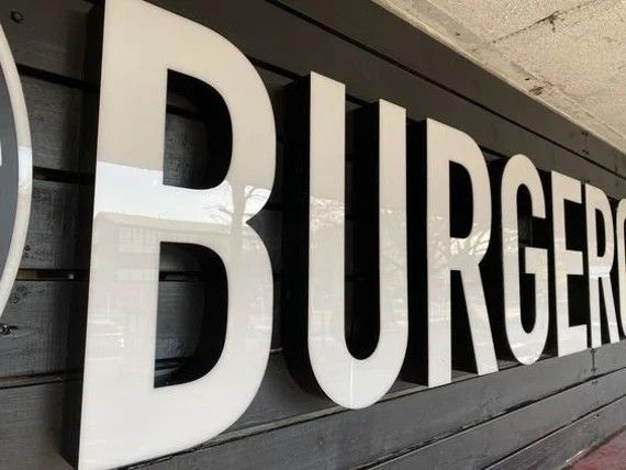 Наружная реклама| Баннер | буквы| Оракал|