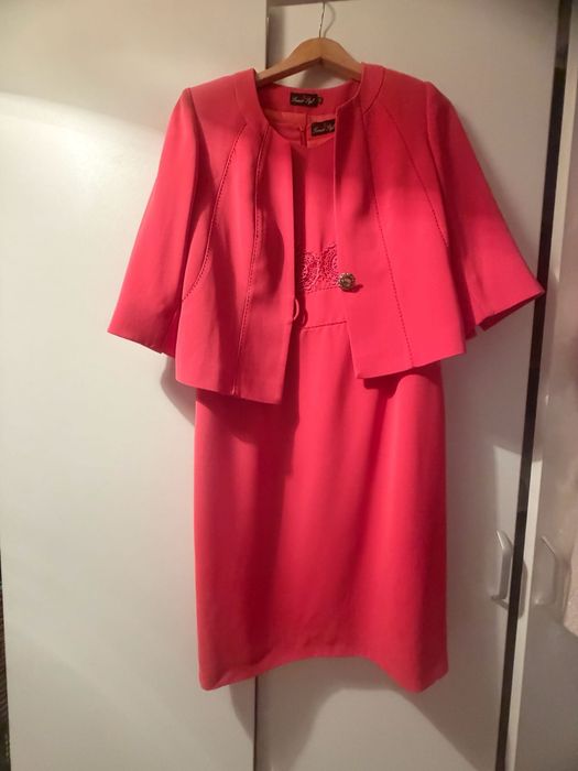 Costum cu rochie