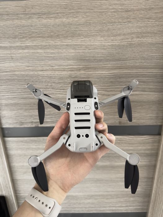 Дрон Dji mini 2 SE