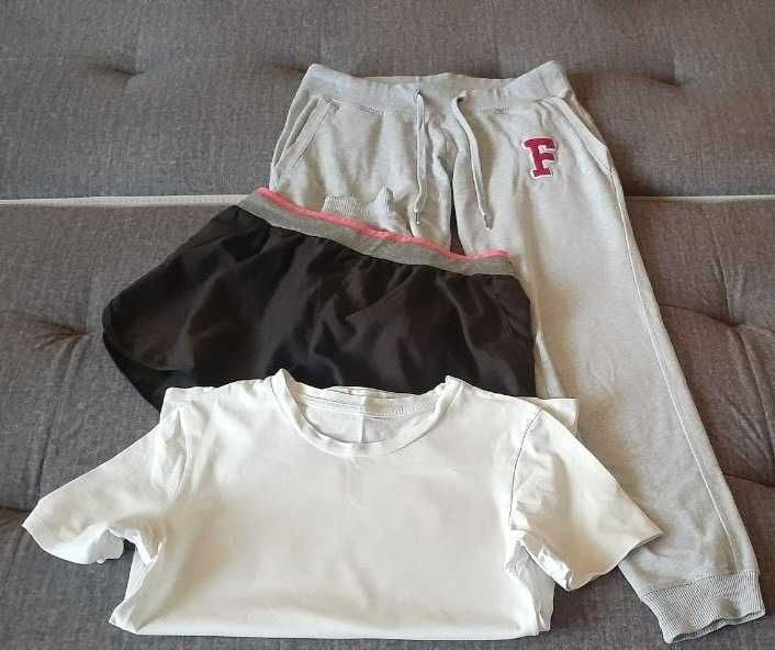 футболка женская белая в комплекте с шортами и джогерами