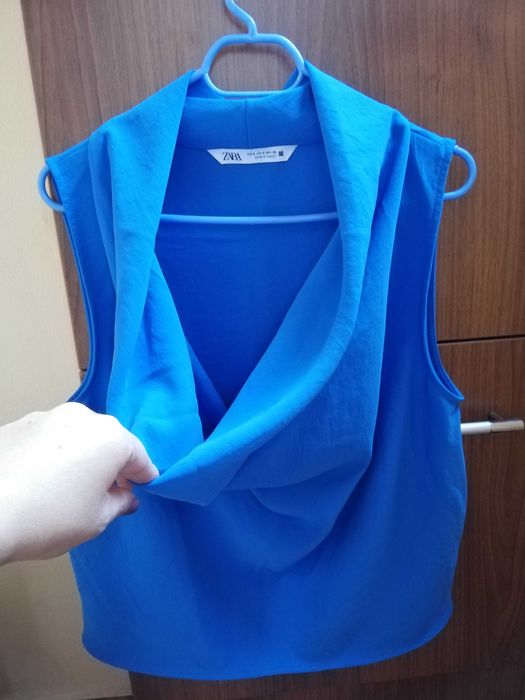 Нов елегантен потник на Zara