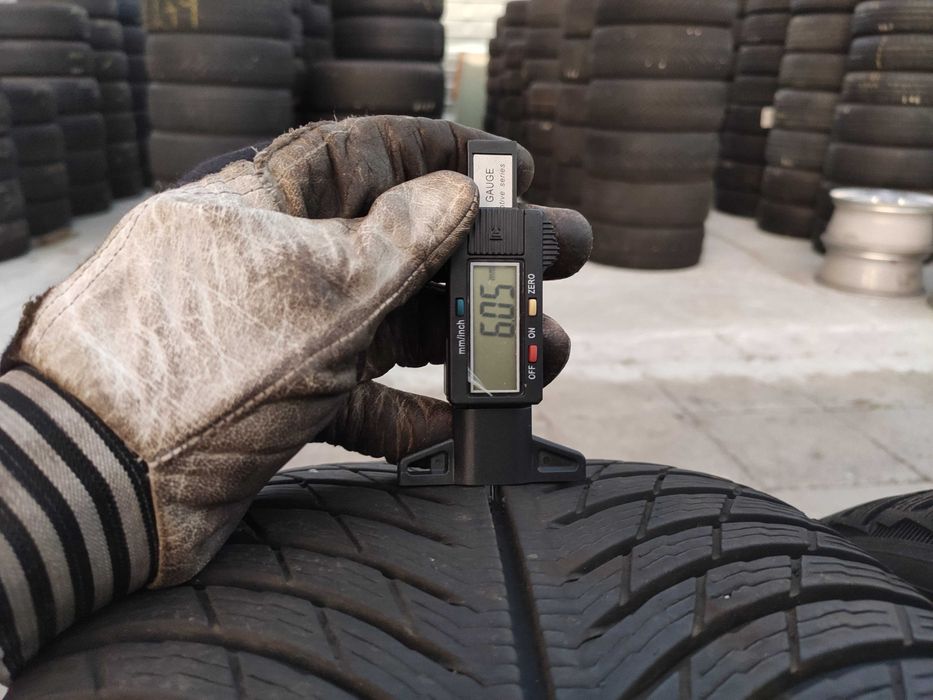 2бр Зимни Гуми 245 50 19 - Michelin - Runflat