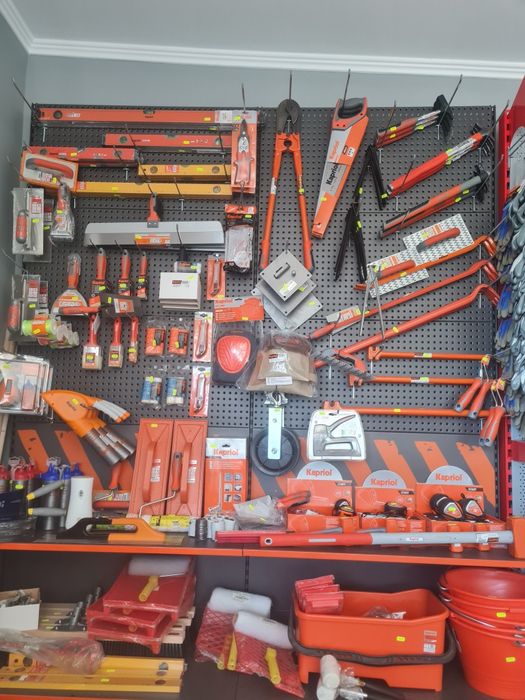 Ciocan, cleste ,trasator,levier ,cheie indoit fier ...Kapriol