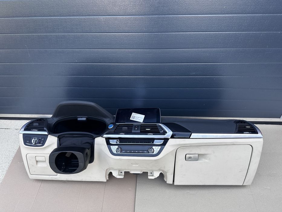 Plansa bord BMW X3 G01 X4 G02 G08