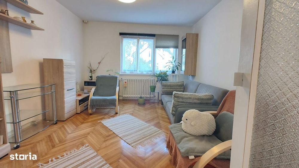 De vanzare apartament 3 camere,parter,zona OPC Deva
