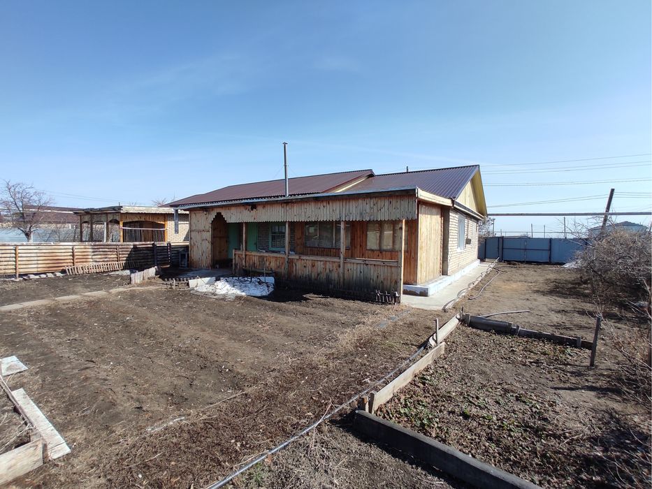 Продам дом в с. Юбилейное