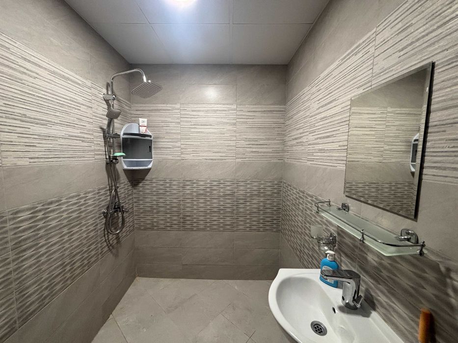 Тристаен ОБЗАВЕДЕН в Сопот, Сарая