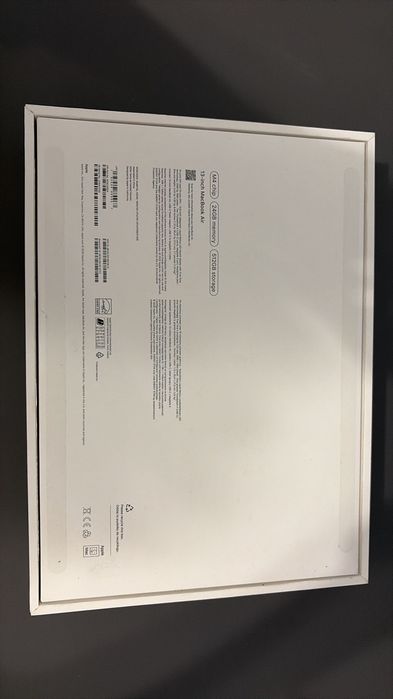 MacBook Air M4 24GB Ram памет 512gb съхранение, 10C CPU 10C GPU, 2025 модел