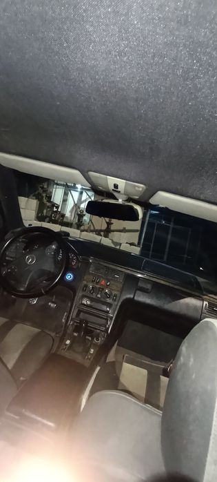 Срочно хороший Mersedec W210 год 1996. Срочно