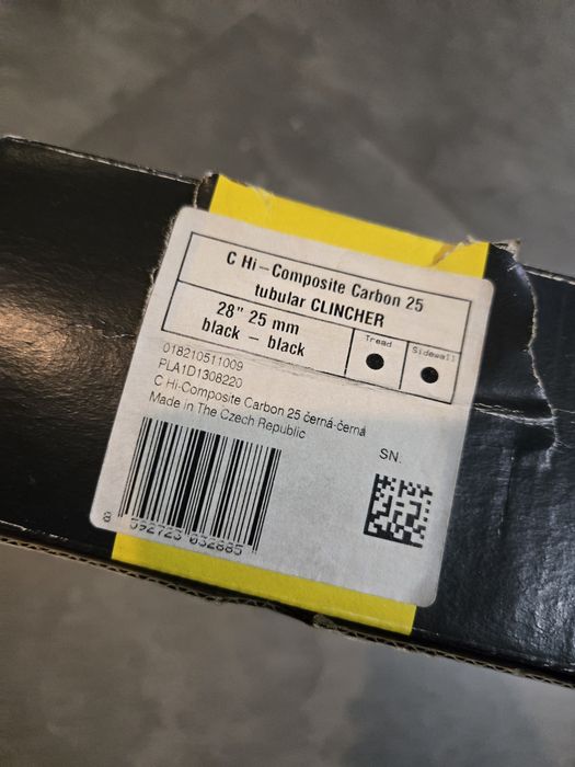Anvelopă tubulară Tufo C Hi-Composite Carbon, lățime 25 mm
Tufo C Hi-Composite Carbon 25 Tubular Tire for Clincher Rims - 25-622
