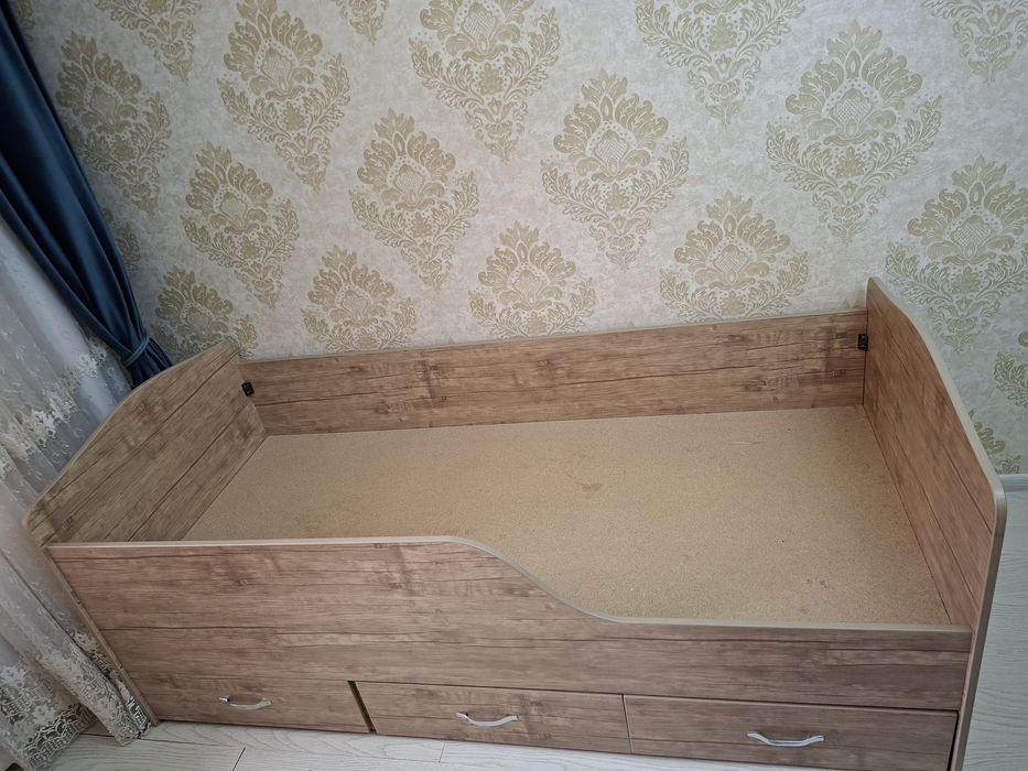 Кроватка для детей Б/У, как новая