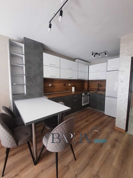 НОВО ПРЕДЛОЖЕНИЕ! Двустаен апартамент - кв.Възраждане!