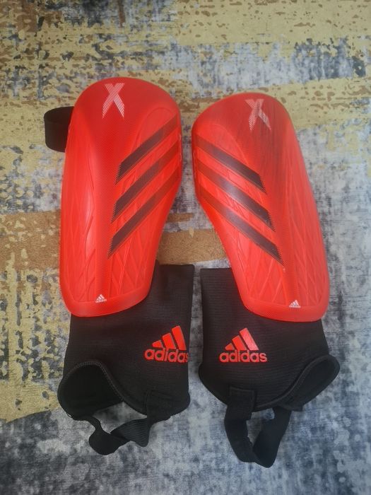 Футболни кори Adidas X