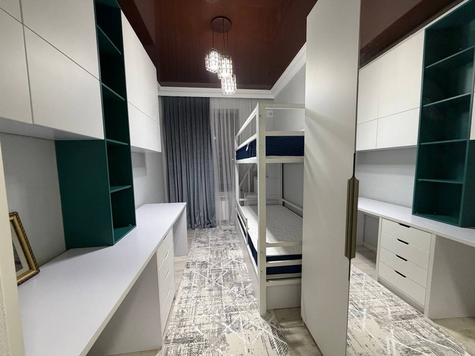 Продается 3 ком. Квартира на 3 этаже площадью 92 кв.м. По ул. Гагарина