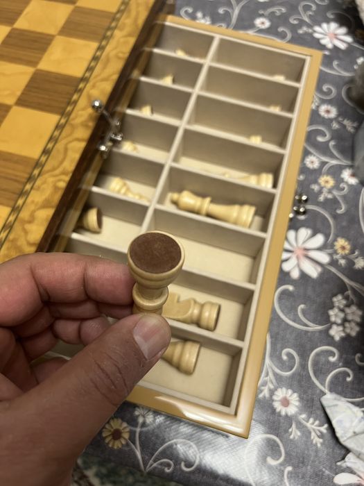 Продаются Шахматы