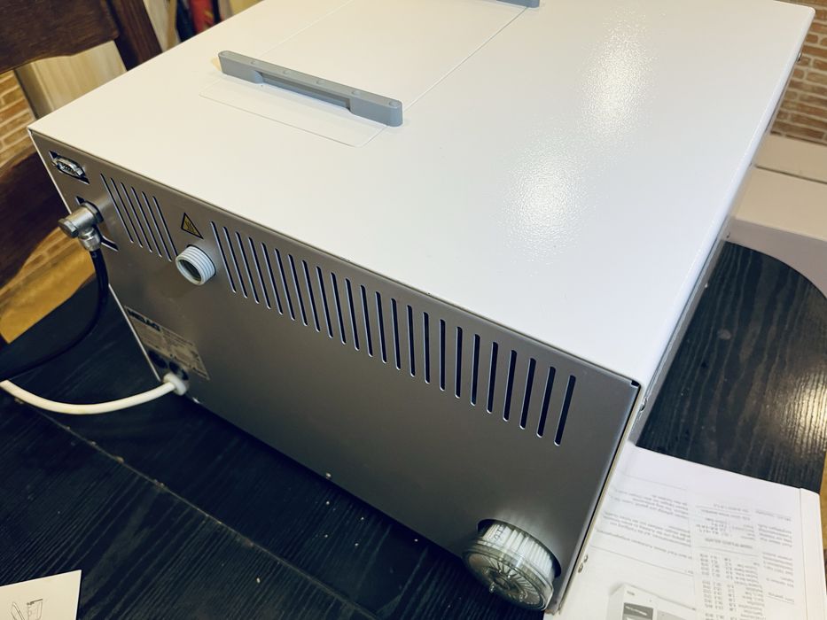 Autoclav sterilizator cosmetica salon beauty Melag Melatronic 15+