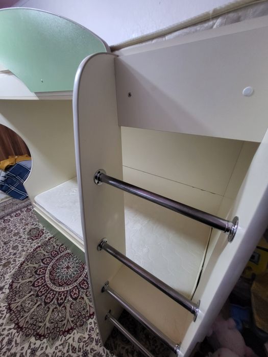 2 этажный диван (есть торг)