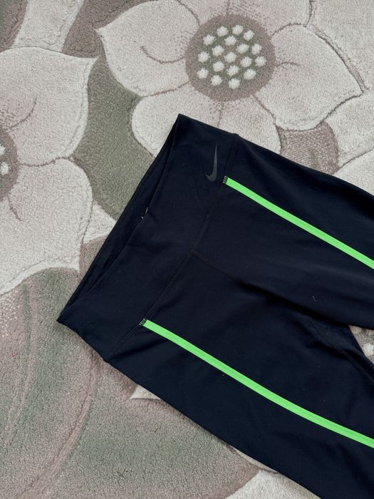 Дамски клин Nike