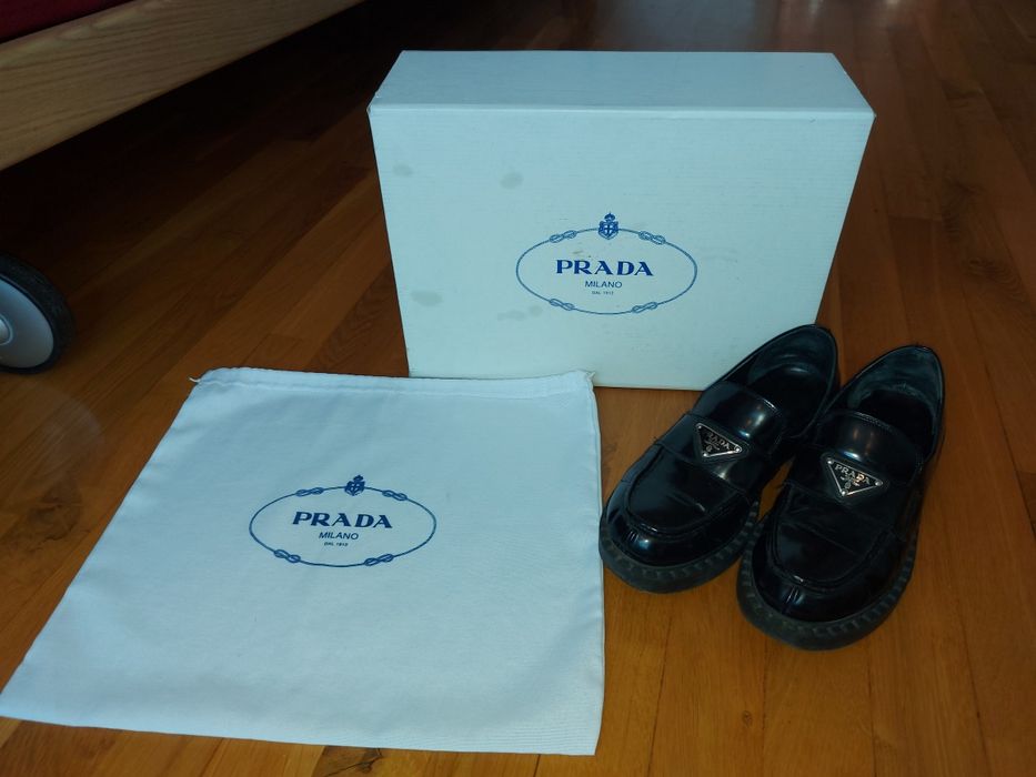 Loafersi Prada negri