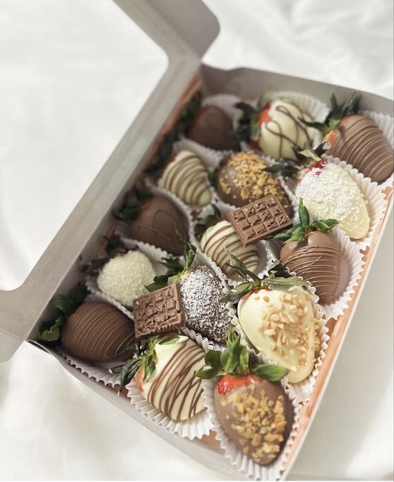 Клубника в шоколаде Атырау