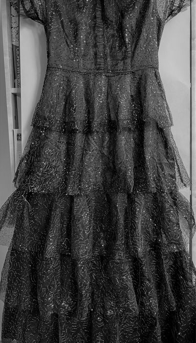 Официална рокля- елегантна, романтична, ефирна