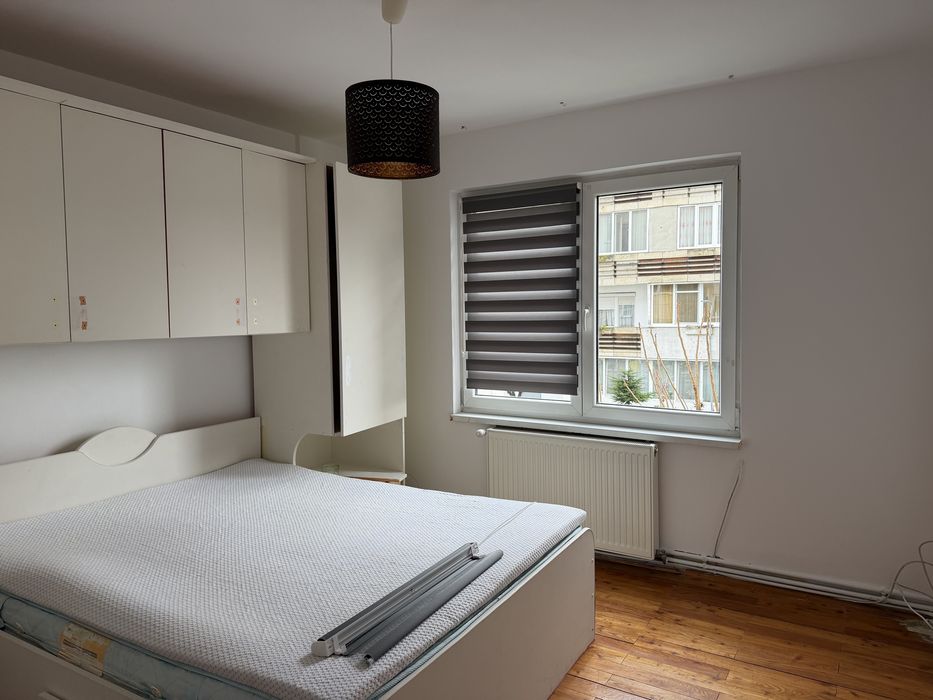 De închiriat apartament 3 camere Reghin