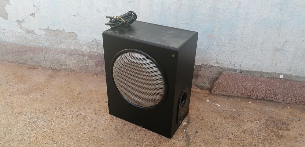 Буфер и тонколона от комплект Logitech X-530